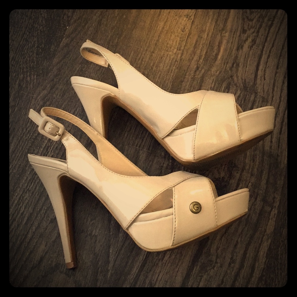 Guess Nude Pumps